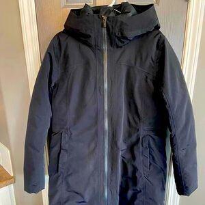 Lululemon Snow warrior Parka